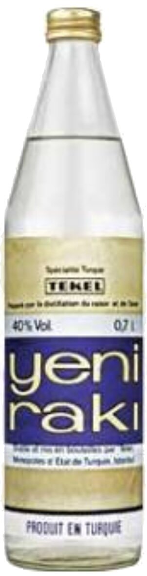 alte yeni raki flasche